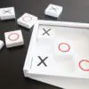 Deluxe Tic Tac Toe Spiel