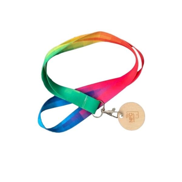 Lanyard NFC mit Holzbutton