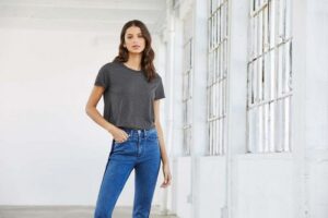 Bella + Canvas Flowy Cropped T-Shirt