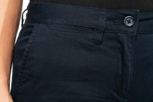 Kariban Chino-Bermuda-Shorts für Damen